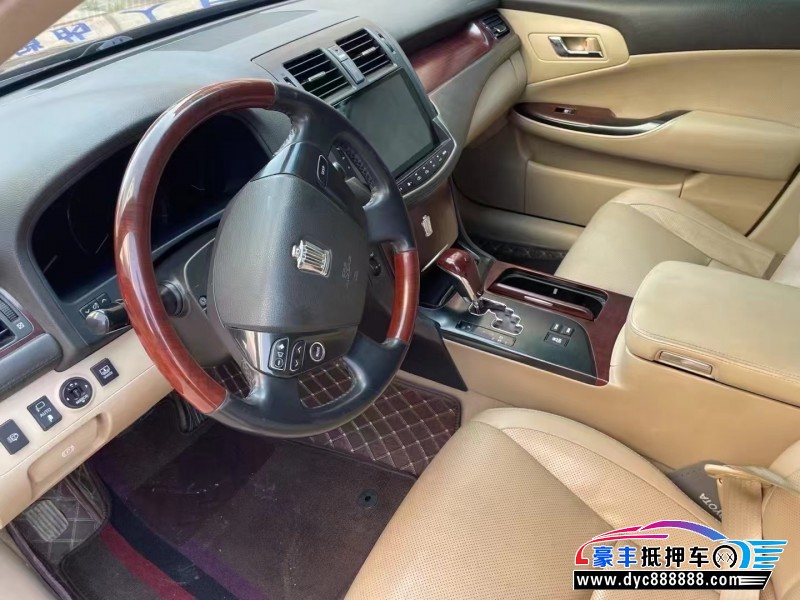 12年丰田皇冠轿车抵押车出售