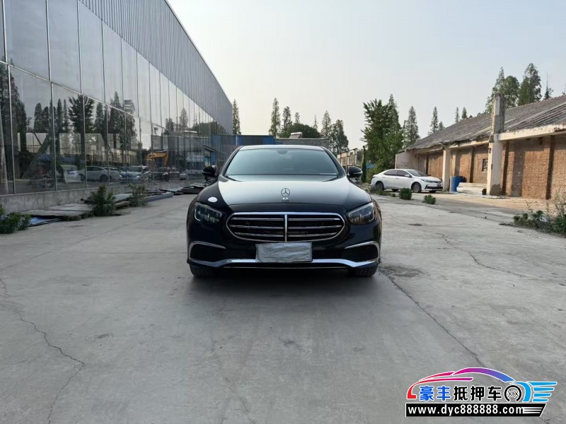 19年奔驰E轿车抵押车出售