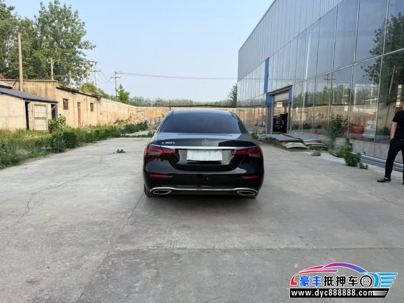 19年奔驰E轿车抵押车出售