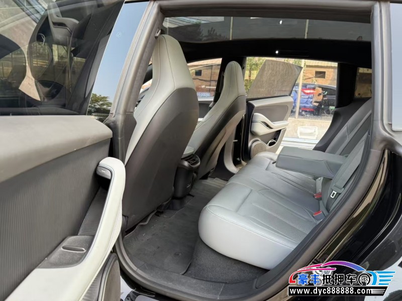 24年蔚来ET5轿车抵押车出售