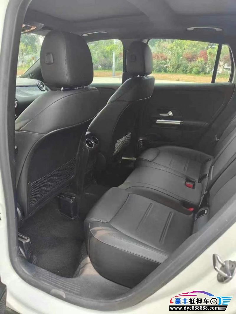 21年奔驰GLASUV抵押车出售