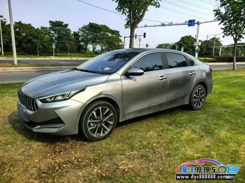 21年起亚K3轿车抵押车出售