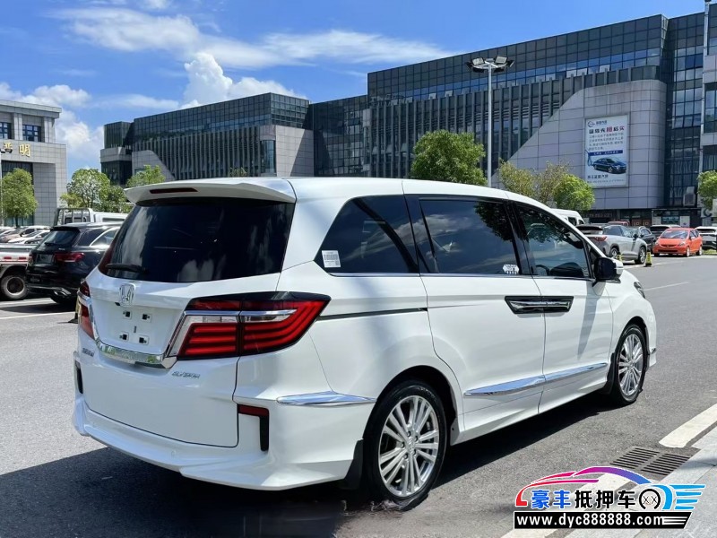 17年本田艾力绅轿车抵押车出售