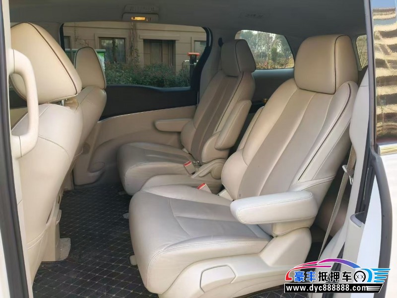 20年别克GL8轿车抵押车出售