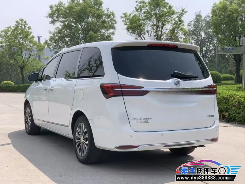 20年别克GL8轿车抵押车出售