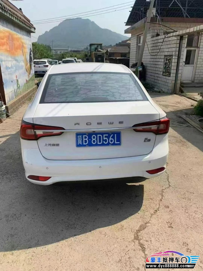 19年荣威i5轿车抵押车出售