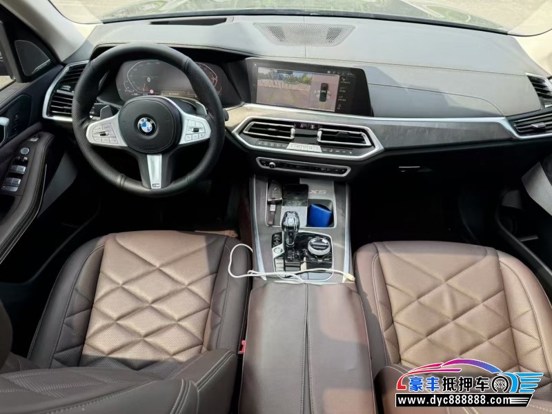 22年宝马X5SUV抵押车出售