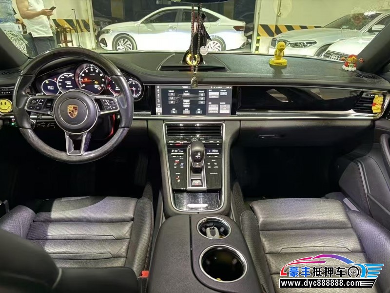 18年保时捷帕纳梅拉轿车抵押车出售