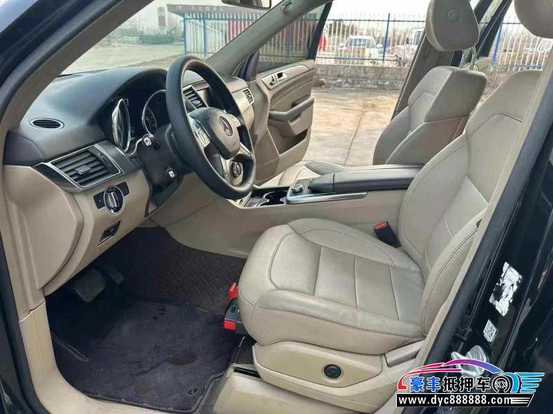 14年奔驰ML轿车抵押车出售