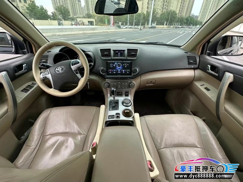 15年丰田汉兰达轿车抵押车出售