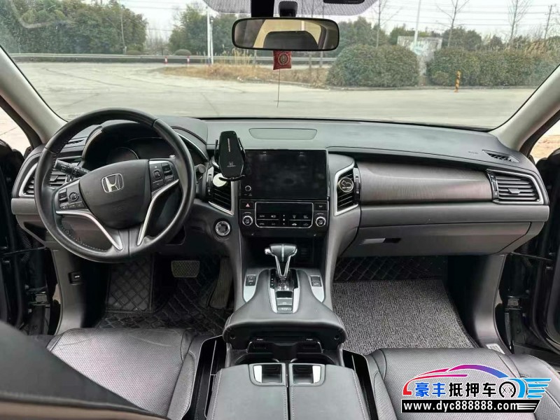 21年本田冠道轿车抵押车出售