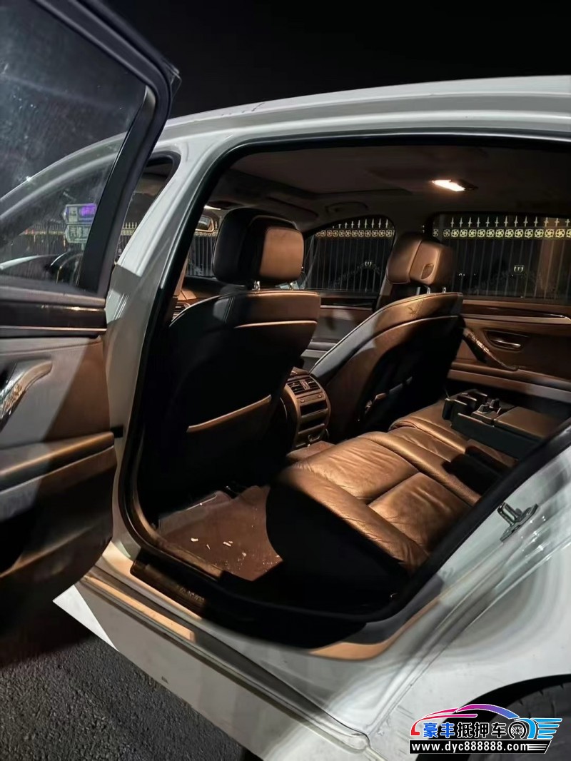 12年宝马5系轿车抵押车出售