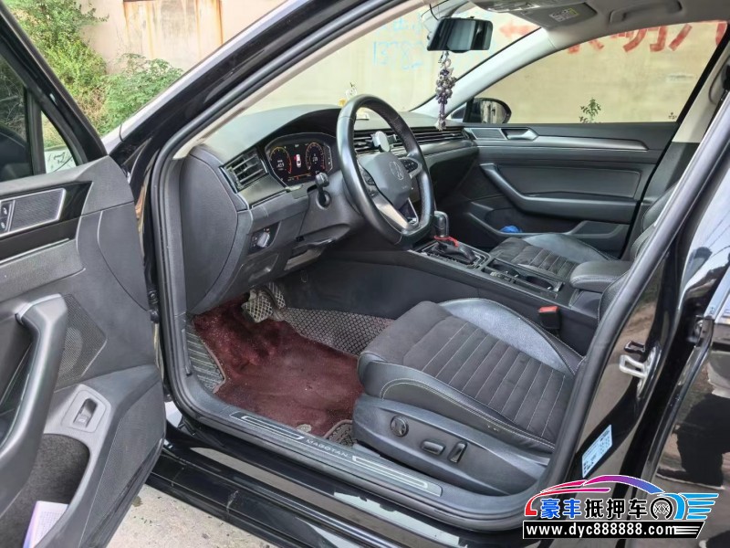 21年大众迈腾轿车抵押车出售