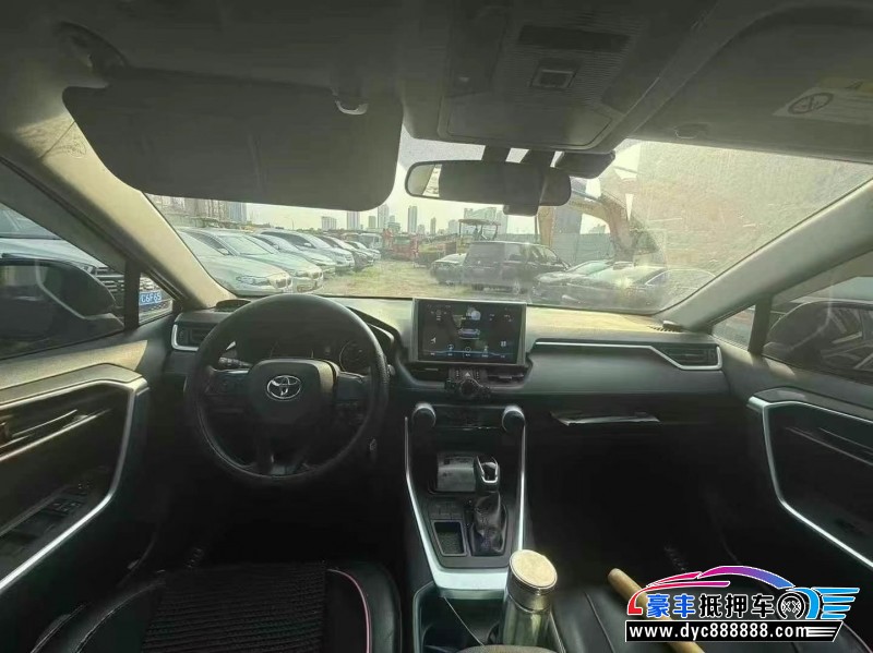 20年丰田威兰达轿车抵押车出售