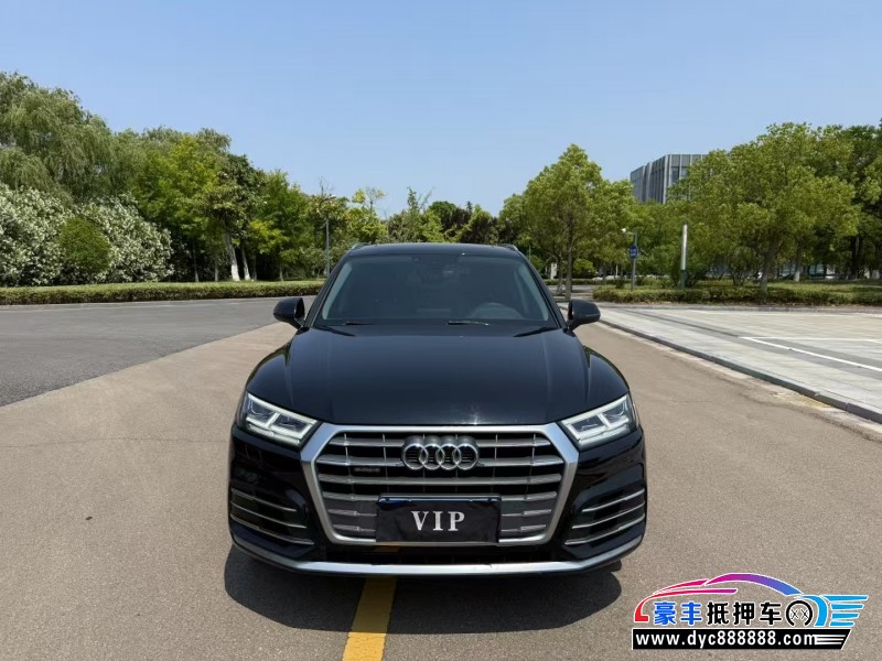 21年奥迪Q5轿车抵押车出售