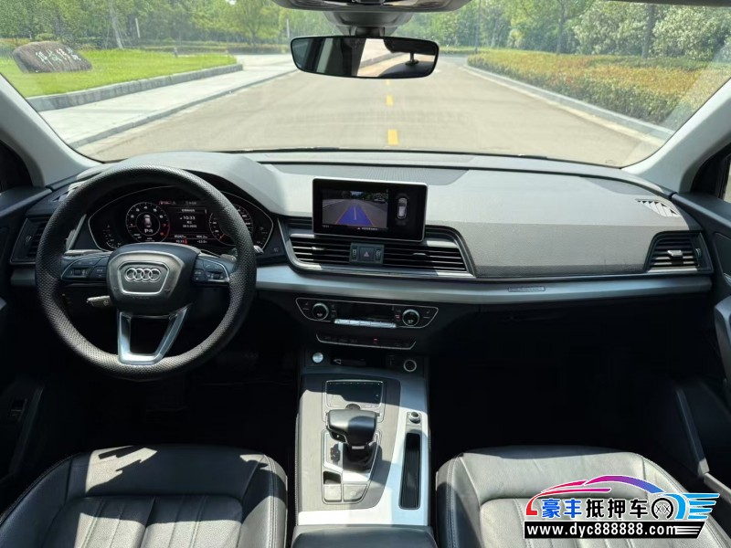 21年奥迪Q5轿车抵押车出售