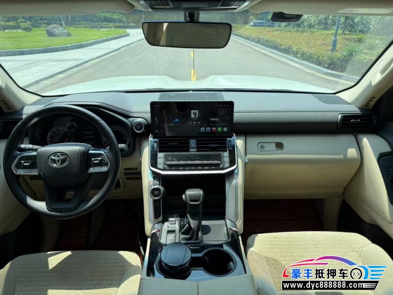23年丰田兰德酷路泽（陆巡）轿车抵押车出售