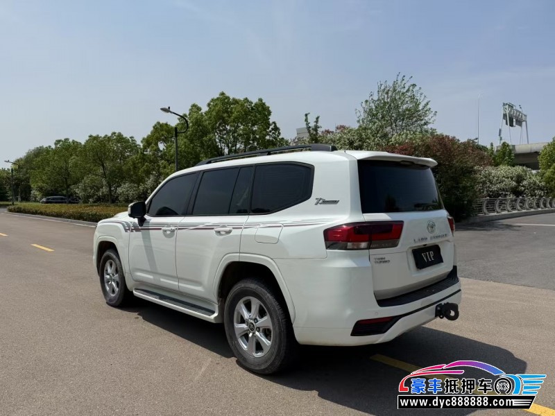 23年丰田兰德酷路泽（陆巡）轿车抵押车出售