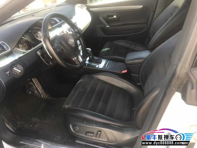 16年大众CC轿车抵押车出售