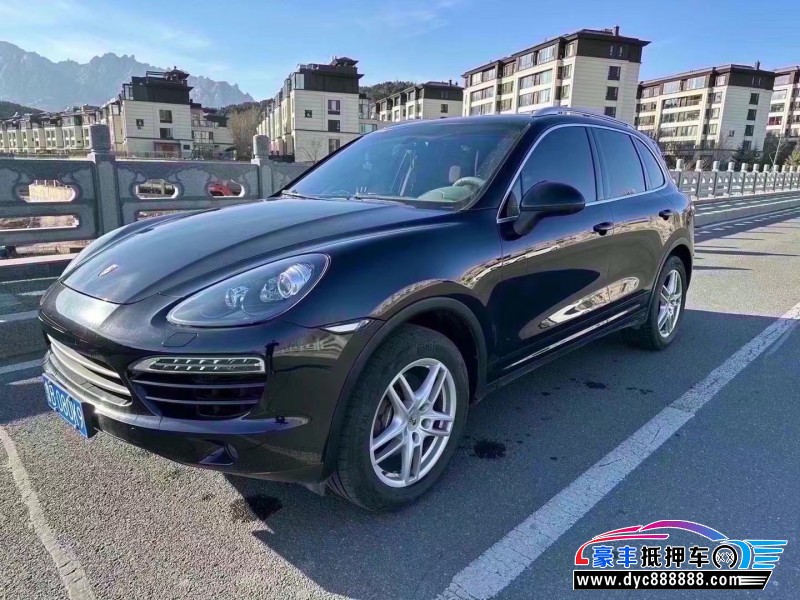 13年保时捷卡宴轿车抵押车出售