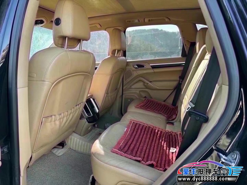 13年保时捷卡宴轿车抵押车出售