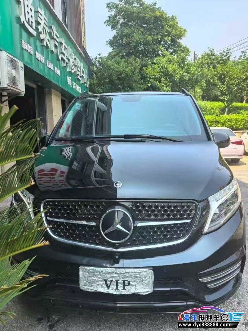 23年奔驰威霆轿车抵押车出售