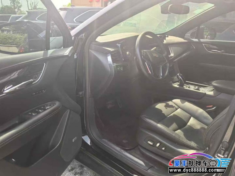 20年凯迪拉克XT5轿车抵押车出售