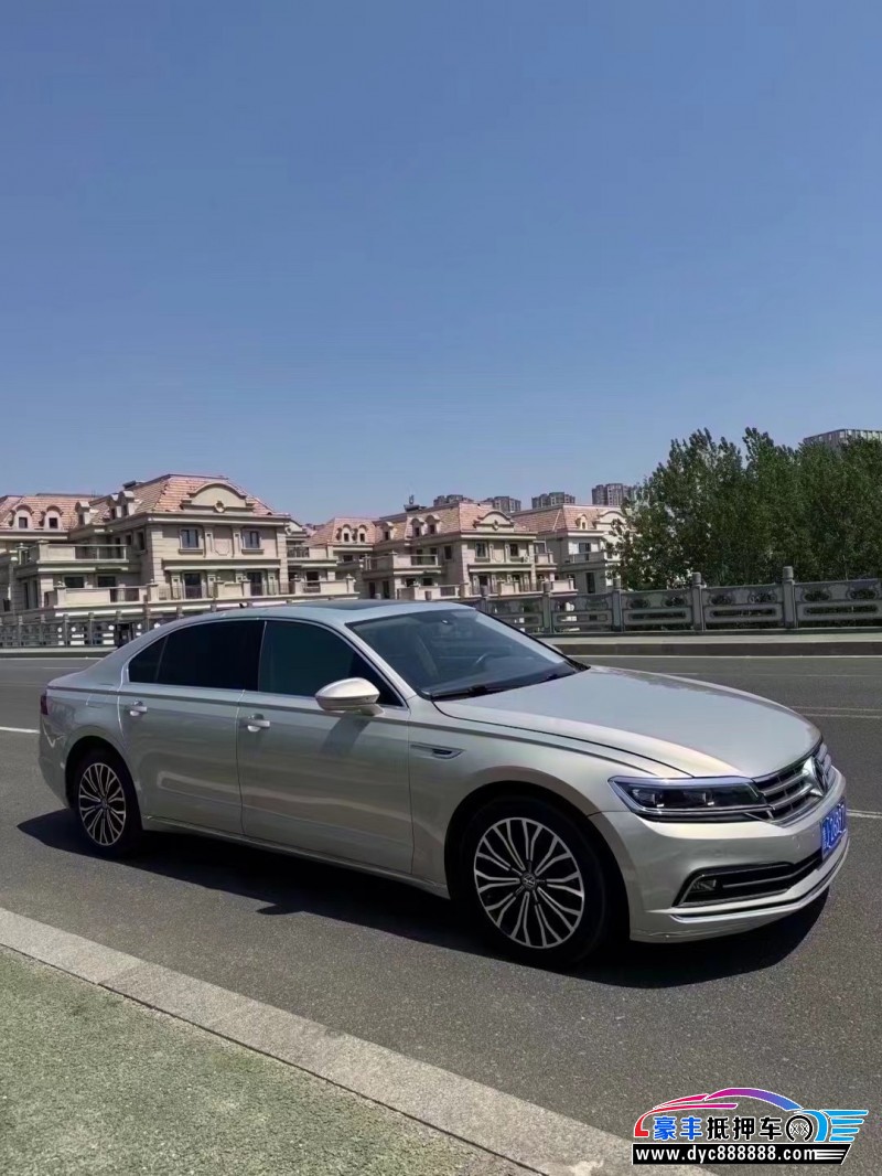 18年大众辉昂轿车抵押车出售