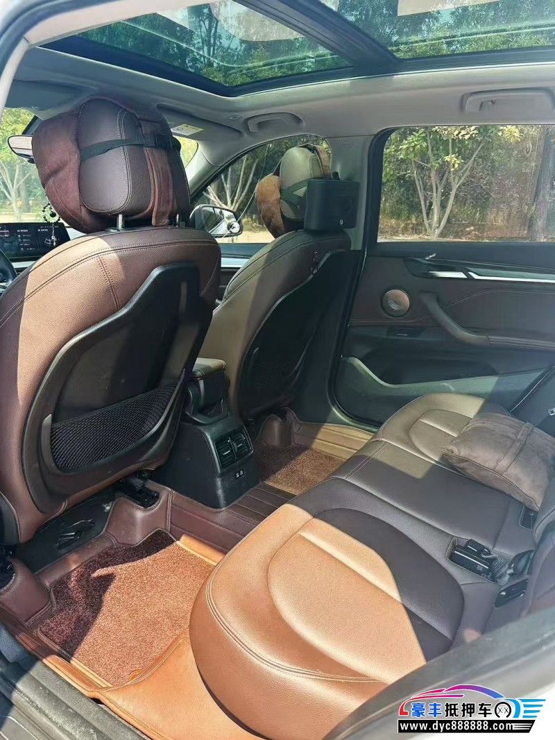 20年宝马X1轿车抵押车出售