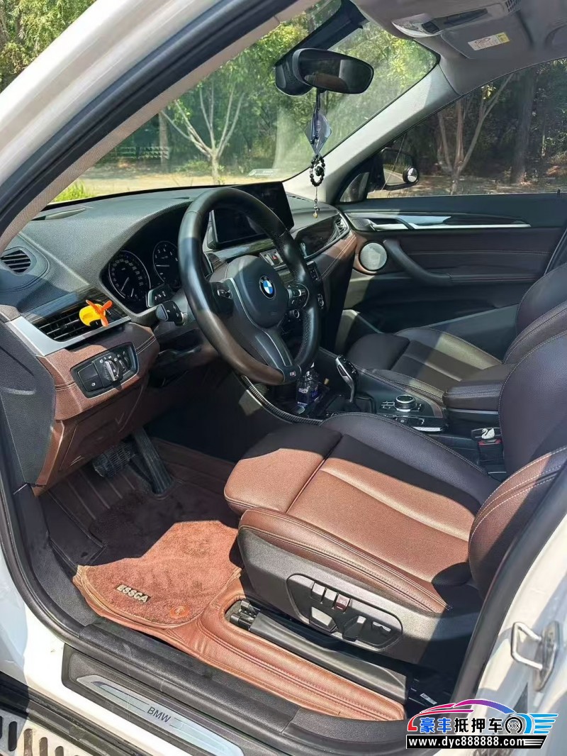 20年宝马X1轿车抵押车出售