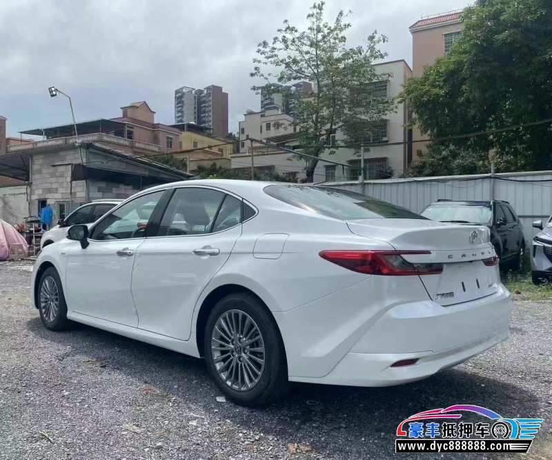 25年丰田凯美瑞轿车抵押车出售