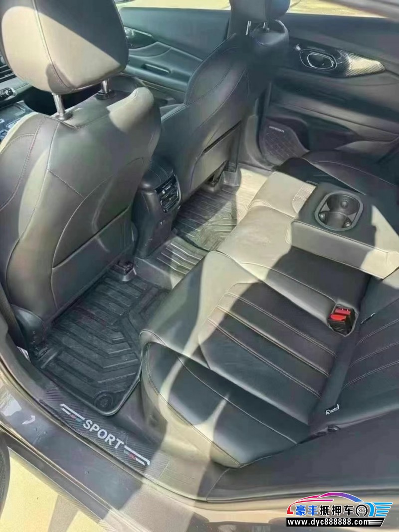 23年传祺影豹轿车抵押车出售