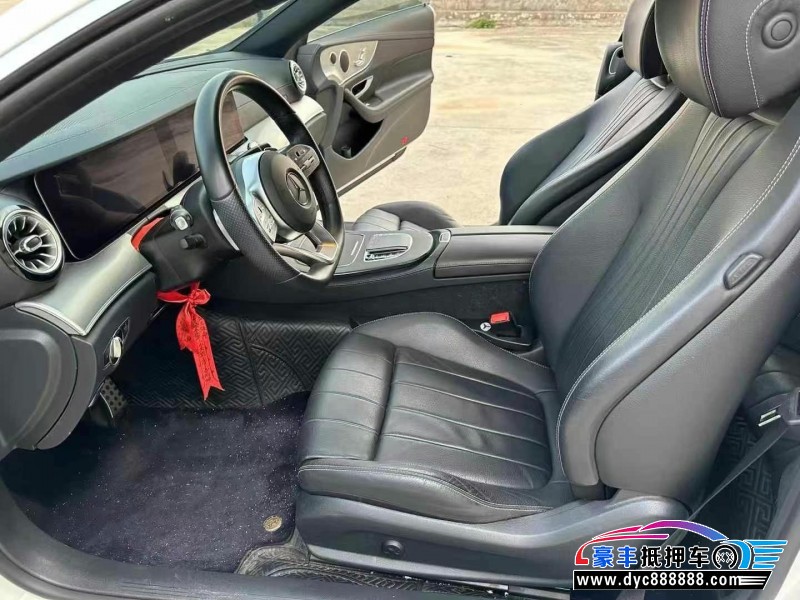 20年奔驰E轿车抵押车出售