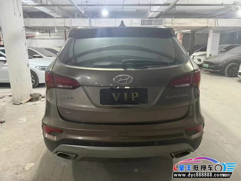 18年现代新胜达轿车抵押车出售