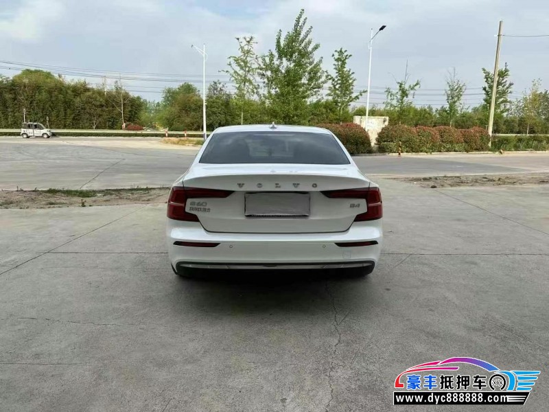 23年沃尔沃S60L轿车抵押车出售