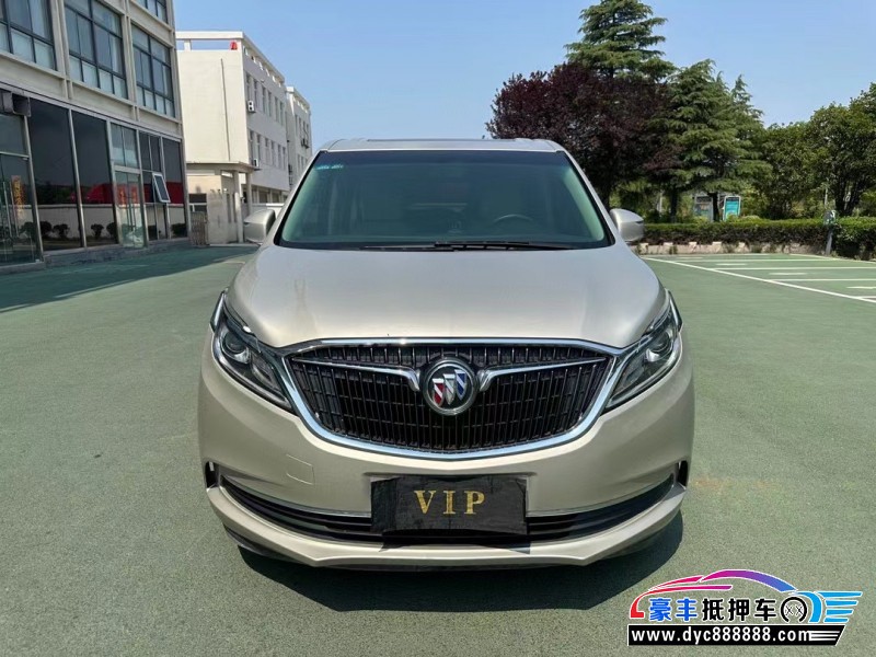 17年别克GL8轿车抵押车出售