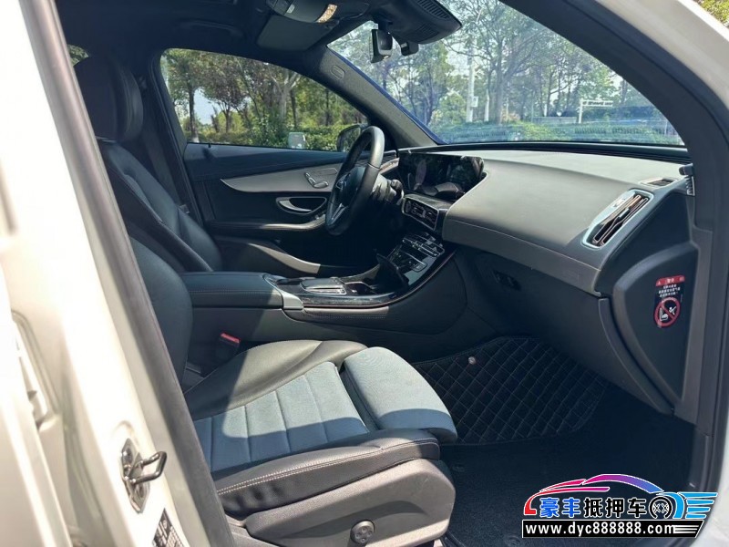 21年奔驰EQC轿车抵押车出售