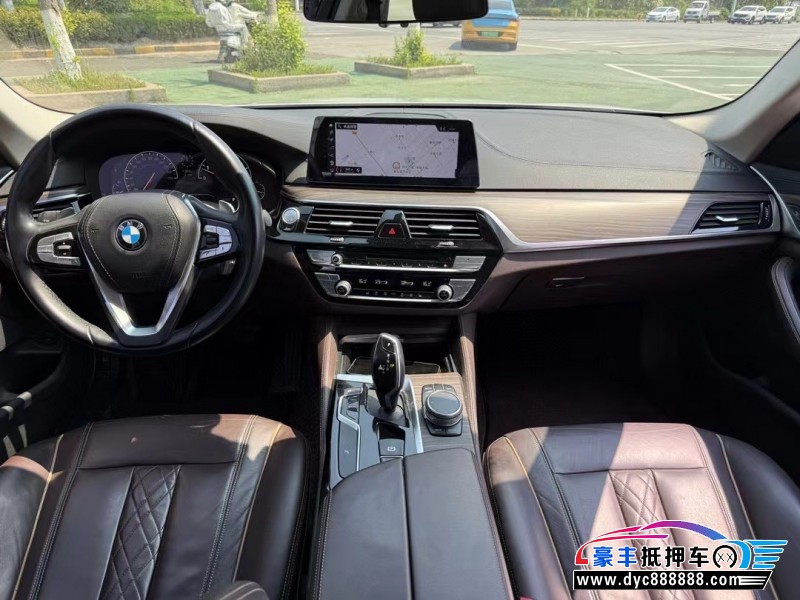 18年宝马5系轿车抵押车出售