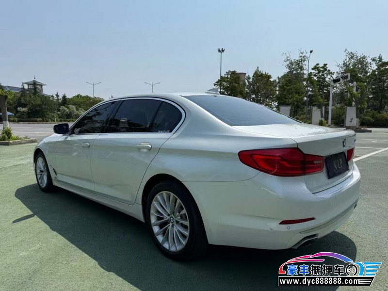 18年宝马5系轿车抵押车出售