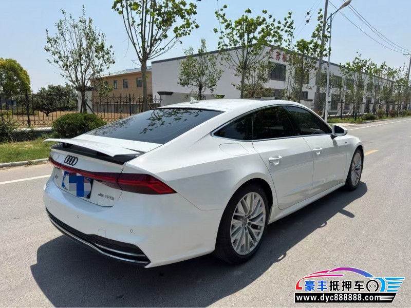 21年奥迪A7轿车抵押车出售