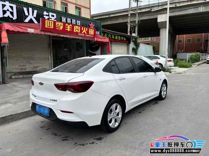 21年雪佛兰科沃兹轿车抵押车出售