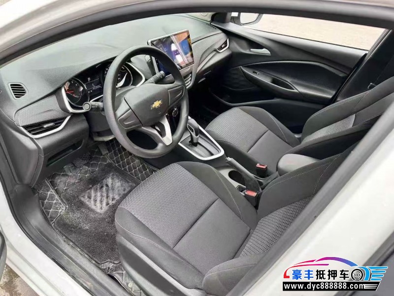21年雪佛兰科沃兹轿车抵押车出售