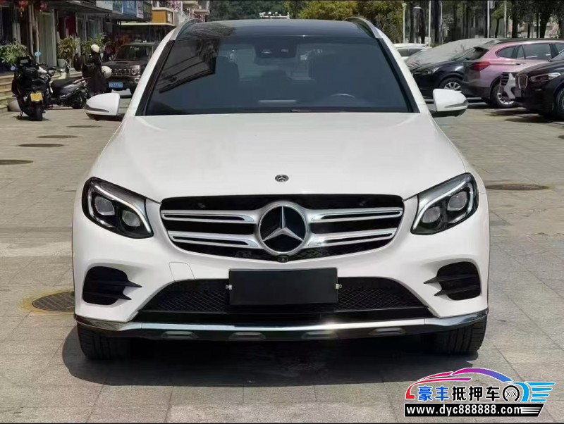 18年奔驰GLC轿车抵押车出售