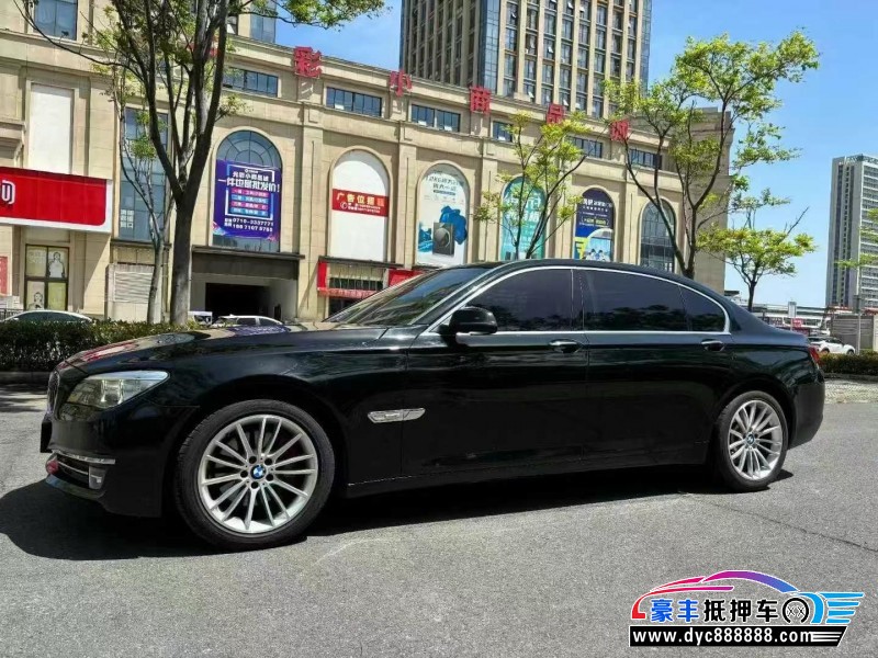 15年宝马7系轿车抵押车出售