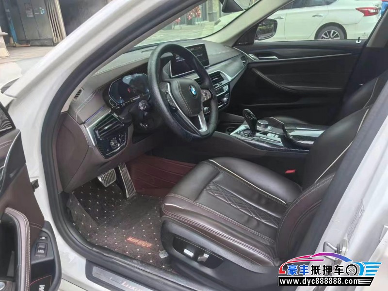 20年宝马5系轿车抵押车出售