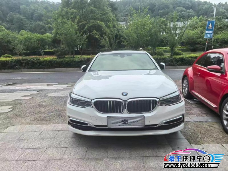 20年宝马5系轿车抵押车出售