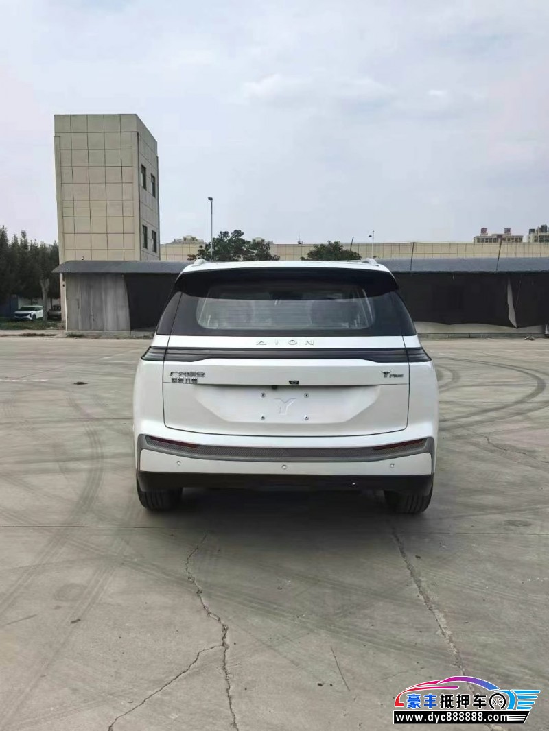 24年埃安Y80轿车抵押车出售