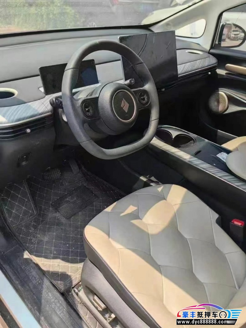 24年宝骏云朵轿车抵押车出售