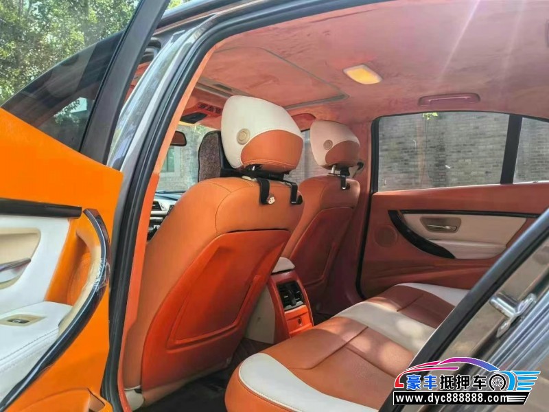 15年宝马3系轿车抵押车出售