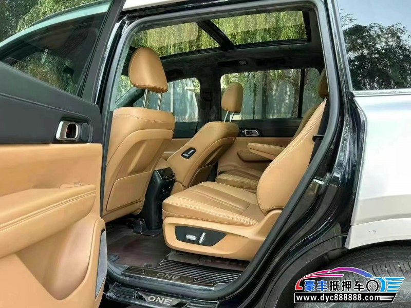 21年理想ONE轿车抵押车出售